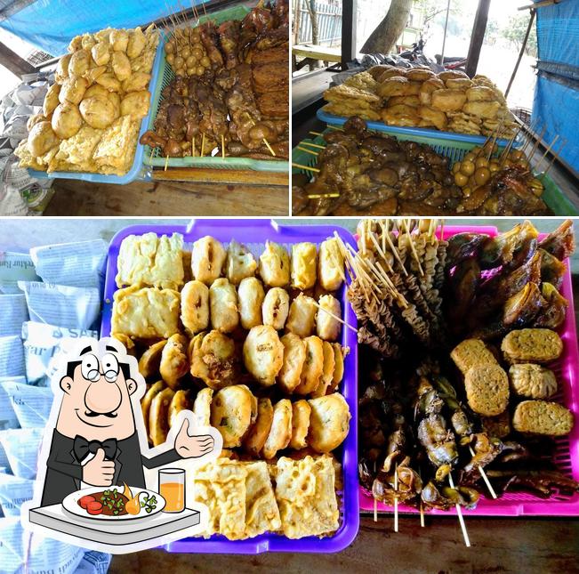 Meals at Angkringan Bejo