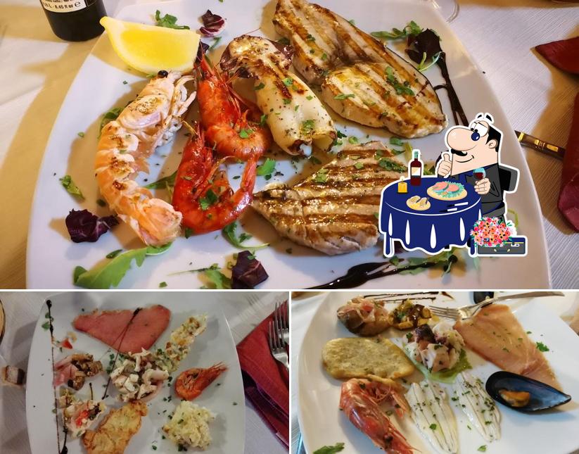 Try out seafood at La Lampara