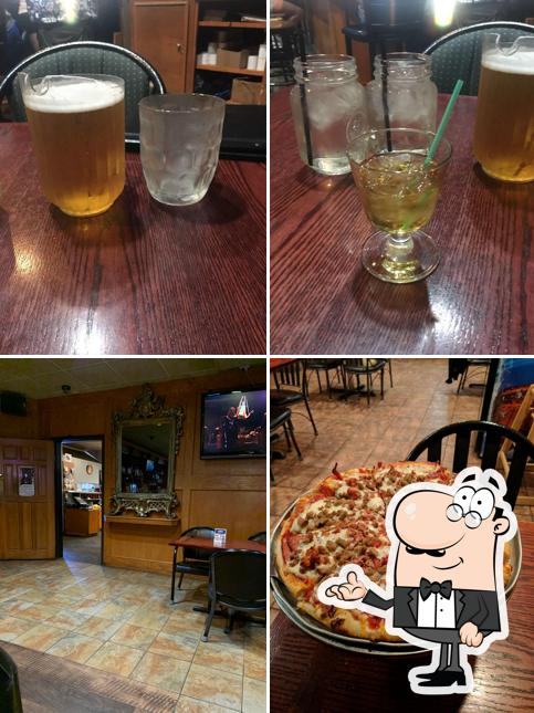 This is the picture showing interior and drink at Willy's Pizza Bar & Grill