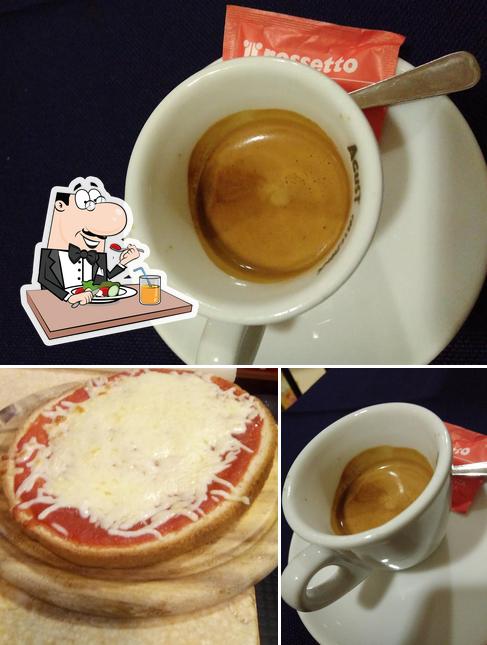 Guarda la foto che mostra la cibo e bevanda di Caffelatte Di Quecchia Stefania