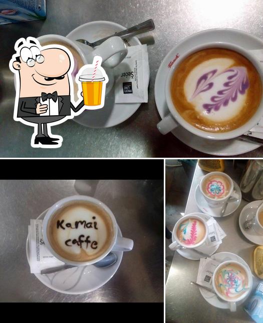 Goditi un drink a Kamai caffe