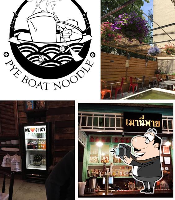 Взгляните на изображение ресторана "Pye Boat Noodle"