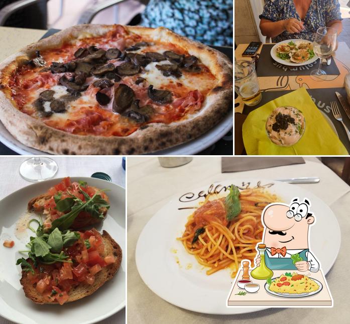 Cibo al Pizzeria Columbus(forno a legna)