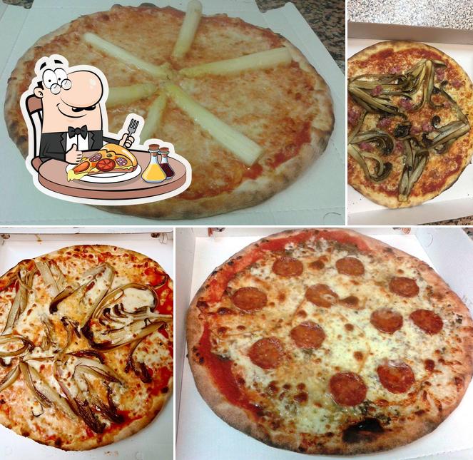 Scegli una pizza a Pizzeria L'arca