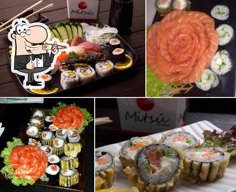 Presenteie-se com sushi no Mitsú Sushi Delivery