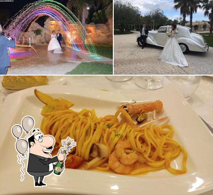 Tra le varie cose da Parco dei Pini si possono trovare la nozze e cibo