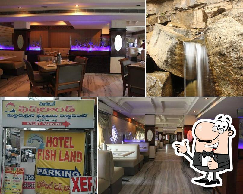 Look at the photo of Hotel Fish Land