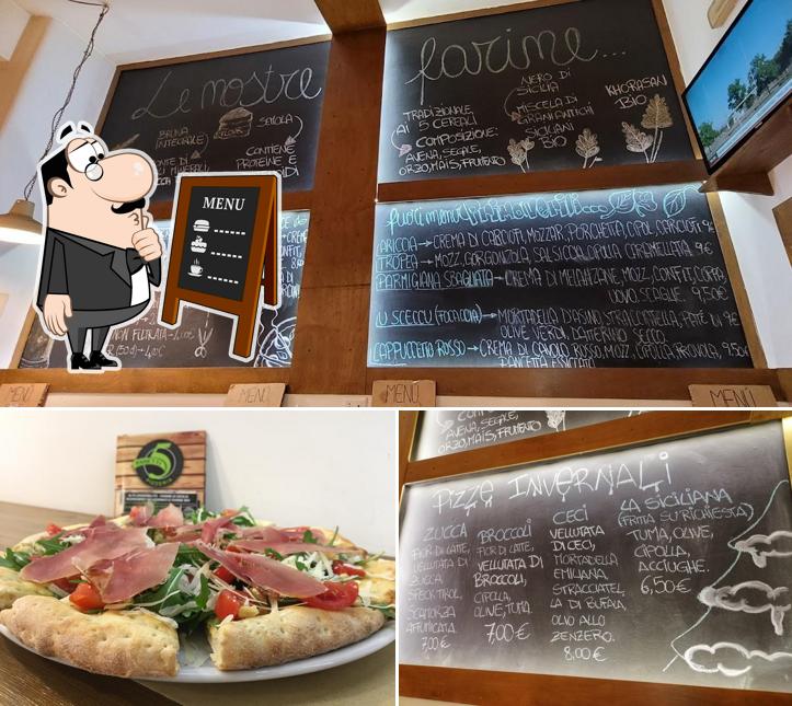 Tra le diverse cose da 5 Panetti pizzeria da asporto si possono trovare la lavagna e cibo