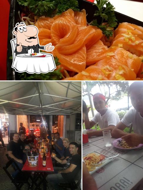 O Yori Sushi Bar se destaca pelo mesa de jantar e frutos do mar