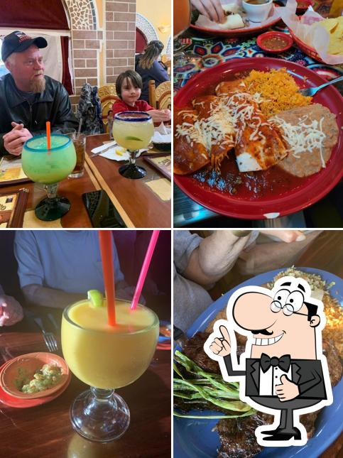 Casa De Oro Mexican Restaurant in Red Oak Restaurant menu and reviews
