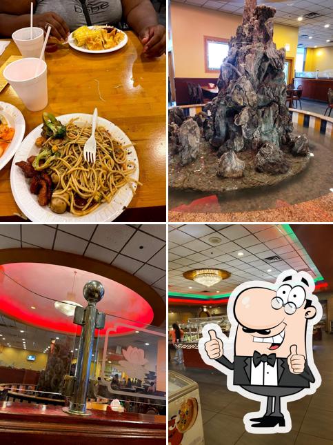 Buffet City/Cajun Seafood Boil, 7010 S Pulaski Rd in Chicago