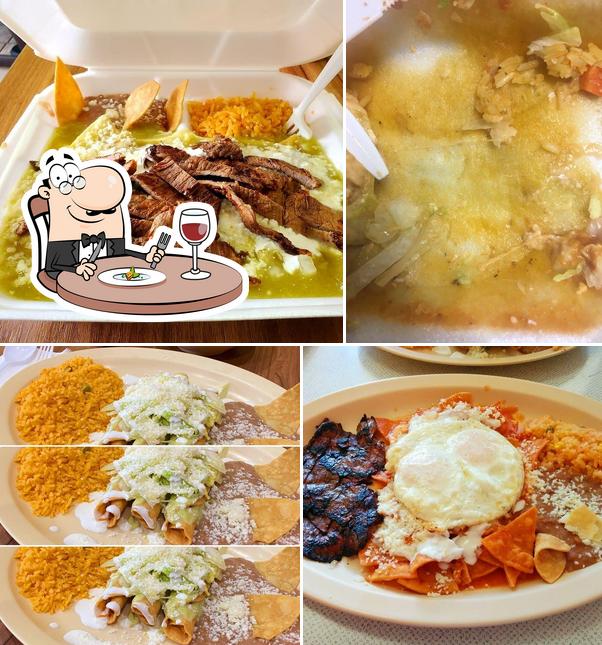 El Huarache De Dona Chela Restaurant in El Monte Restaurant menu and