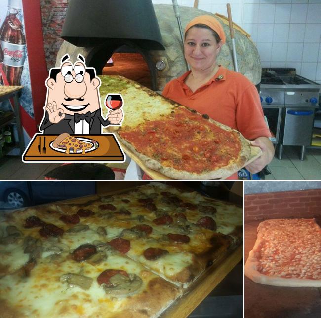 A Cinepizza, puoi goderti una bella pizza