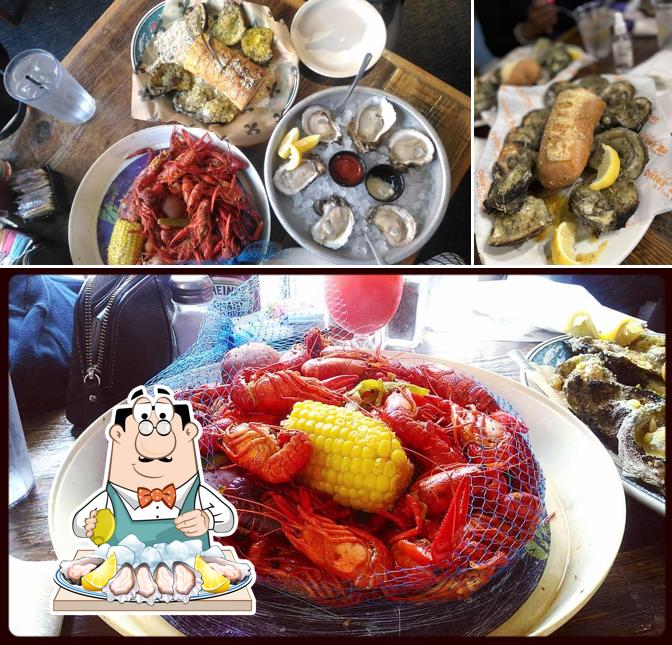 Mr. Ed's Oyster Bar & Fish House, Bienville, 512 Bienville St in New