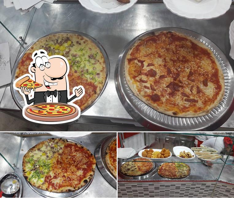 A Pizzeria Gioel PIZZA, puoi prenderti una bella pizza