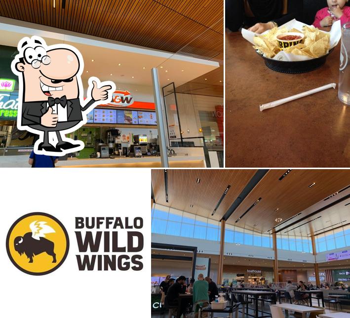 Buffalo Wild Wings in Windsor Restaurant menu and reviews