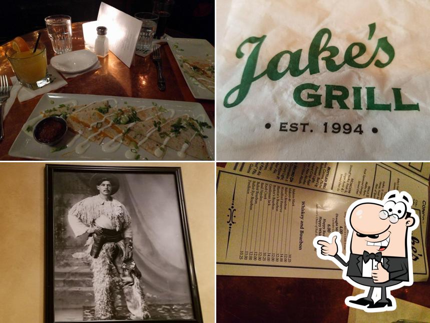 Это фотография стейк хауса "Jake's Grill"