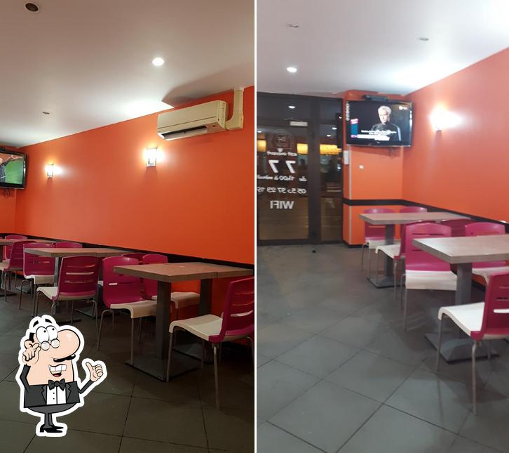 L'intérieur de Bigfood burger & chicken