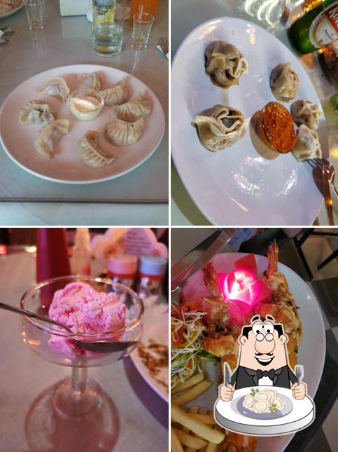 Dumplings at Elina’s (Shiv Tandav) Bar & Restaurant