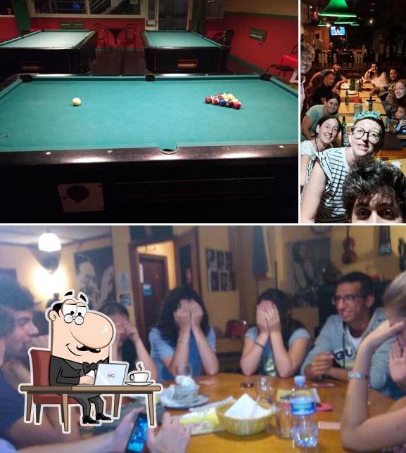 Gli interni di Pool Jazz Club