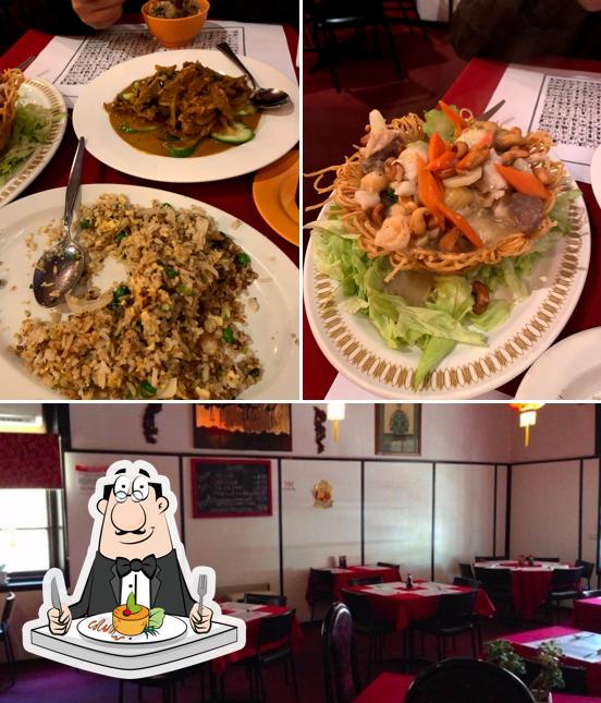 This is the image showing food and interior at Hahndorf Chinese Restaurant