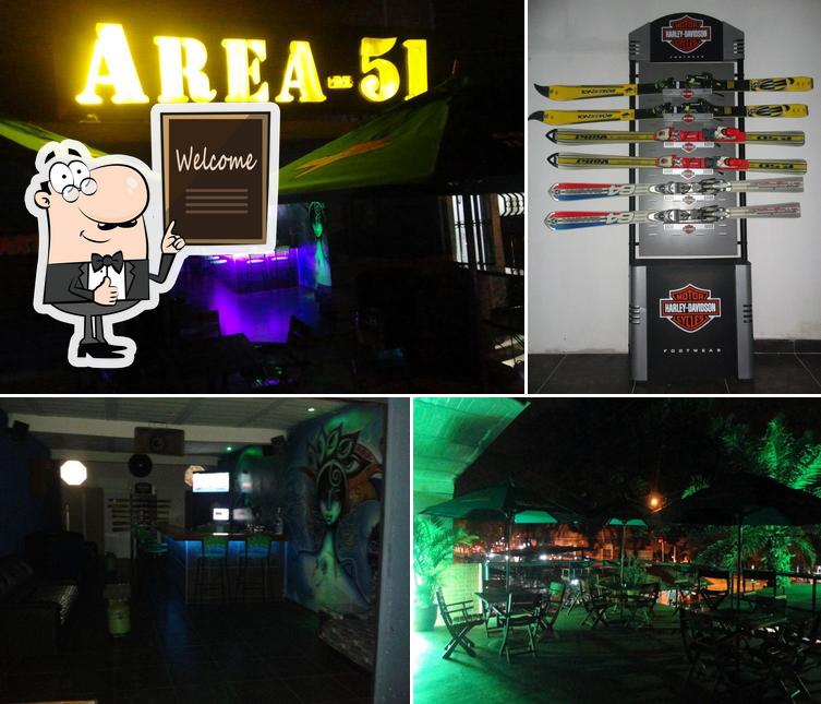 Это фотография "area 51 bar"