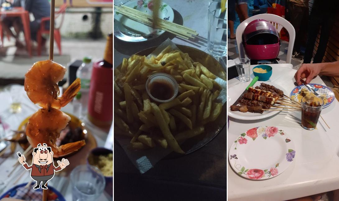 Comida em Espetinho do Bombado