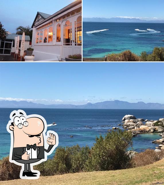 black marlin restaurant, Cape Town, Main Road