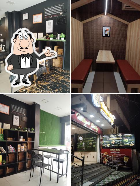 The interior of Helly & chilly Cafe
