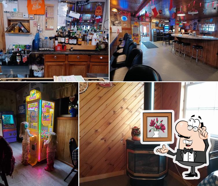 Wagon Wheel Bar & Grill, 270 WI73 in USA Restaurant reviews