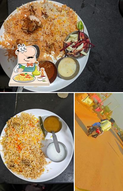 Mom's Biryani,Ahiwara