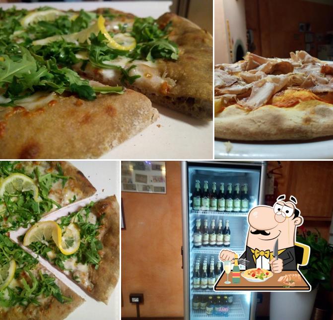 Nourriture à Pizzeria Tabaccheria La Fragranza della Pizza IQOS RESELLER Superenalotto