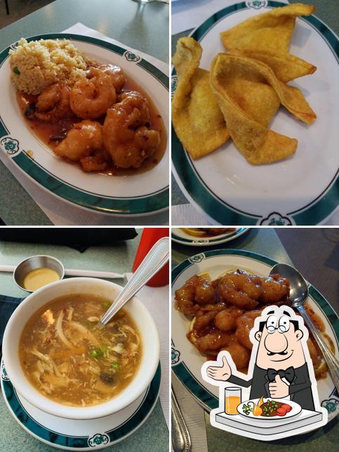 Shanghai in Waukee Restaurant menu and reviews