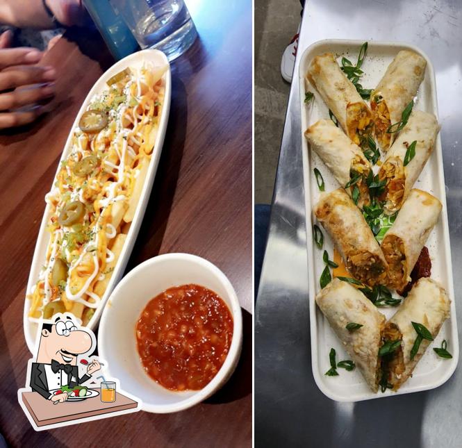 Meals at Eight Herbs Cafe