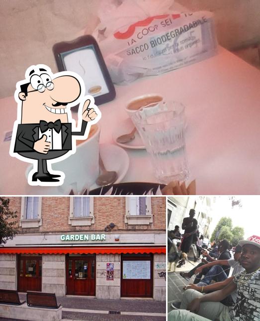 Voici une image de Garden Bar