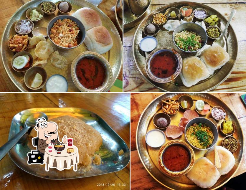 Meals at Srimant Misal