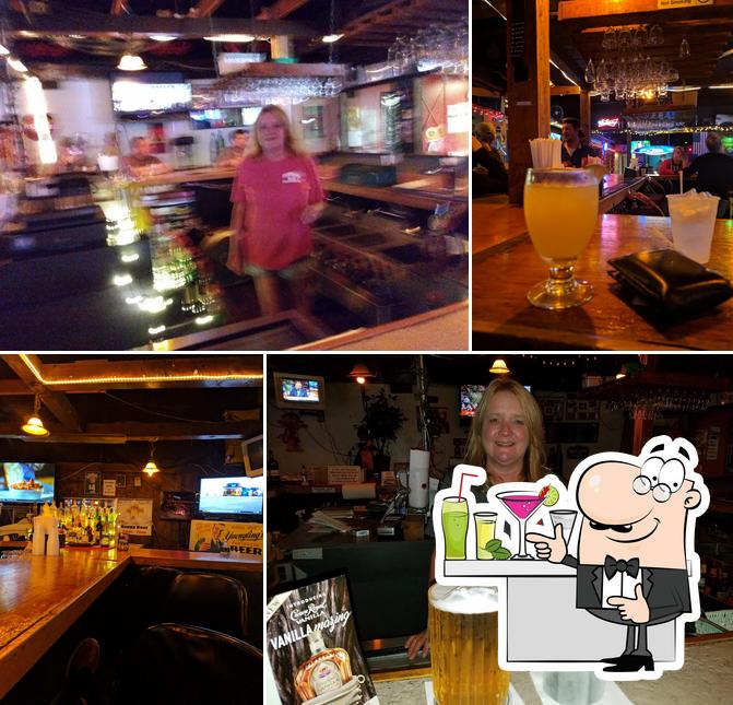 Island Sports Bar & Grill in Savannah Restaurant reviews