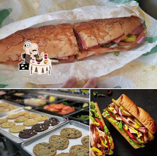 Subway, 22350 Ecorse Rd in Taylor - Restaurant menu and reviews