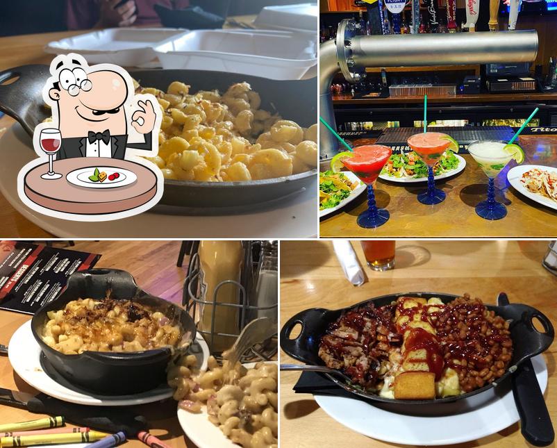 The Crossroads Dinor in Edinboro Restaurant menu and reviews