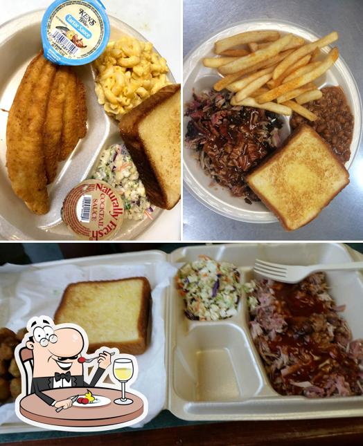 Charlie's Barbeque, 13690 US411 in Odenville Restaurant menu and reviews