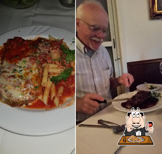 88 Charles St Restaurant in Montgomery Restaurant menu and reviews