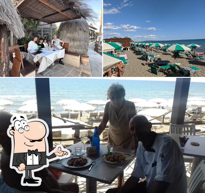 Dai un'occhiata agli interni di Bagno Le Cannucce - Stabilimento balneare / Ristorante