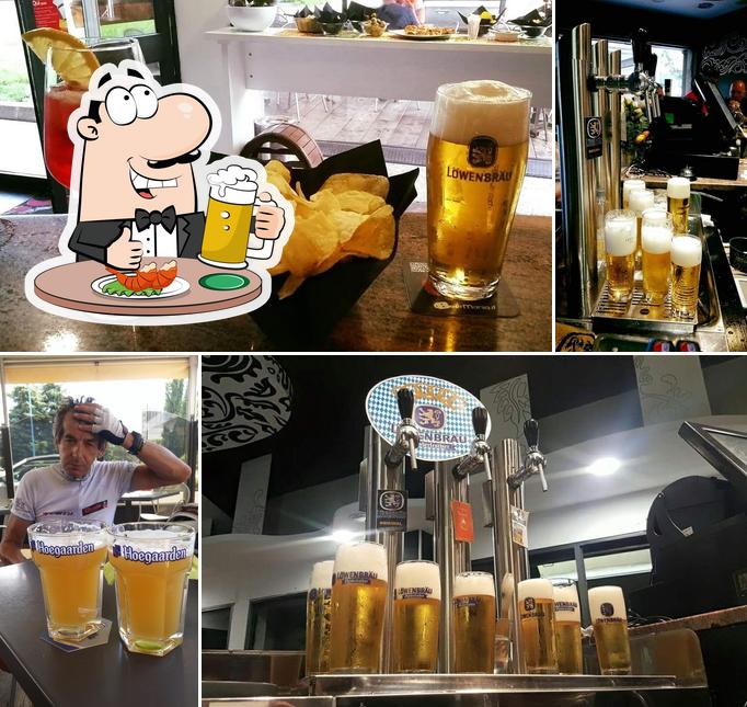 Puoi prenderti un rinfrescante bicchiere di birra chiara o scura