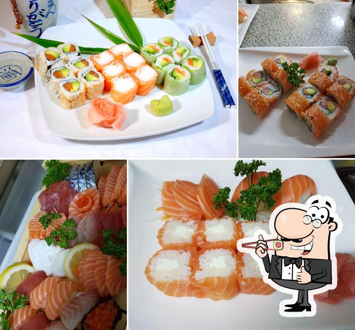 В "SUSHI ASAHI" предлагают суши и роллы