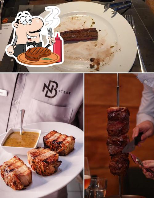 Prove pratos de carne no NB Steak Alphaville