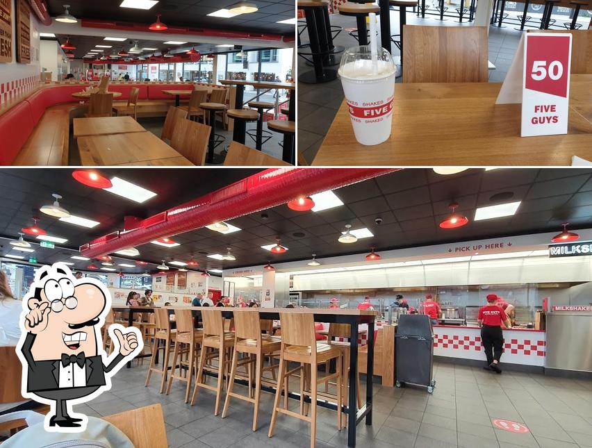 Five Guys Brighton Jubilee Street, 1 Jubilee St in Brighton