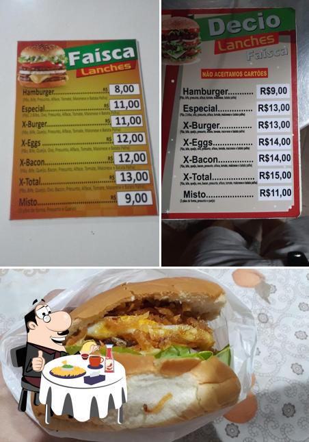 Experimente um hambúrguer no Faísca Lanches