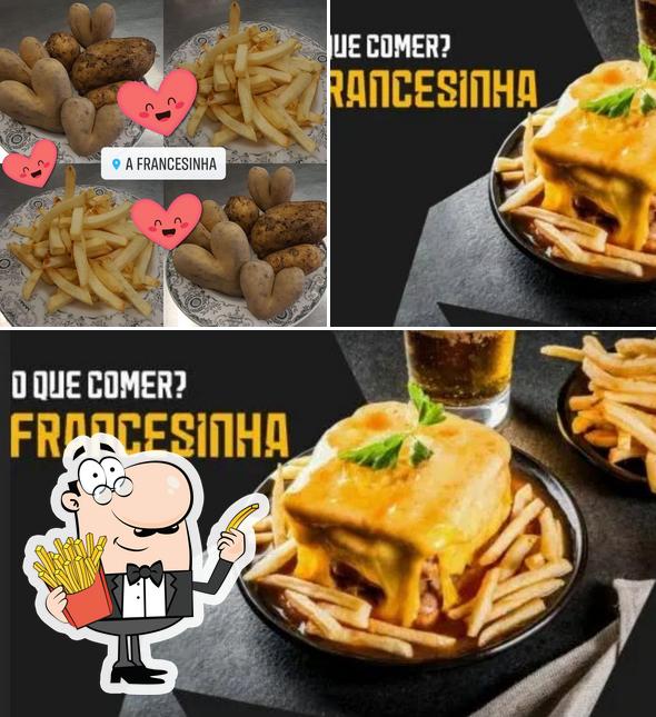 Prova a prendere un piatto di patatine a A Francesinha Münstschemier