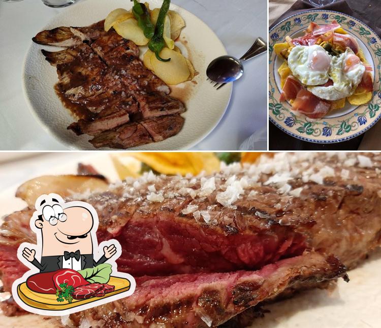 Restaurante La Milanesa provides meat meals