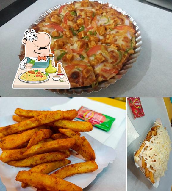 Food at Heaven Pizza & Cafe